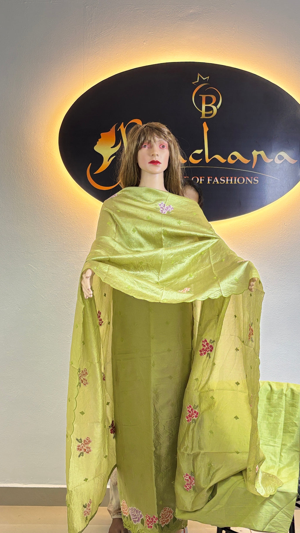 CRUSHED SEMI TUSSAR-BCA1008